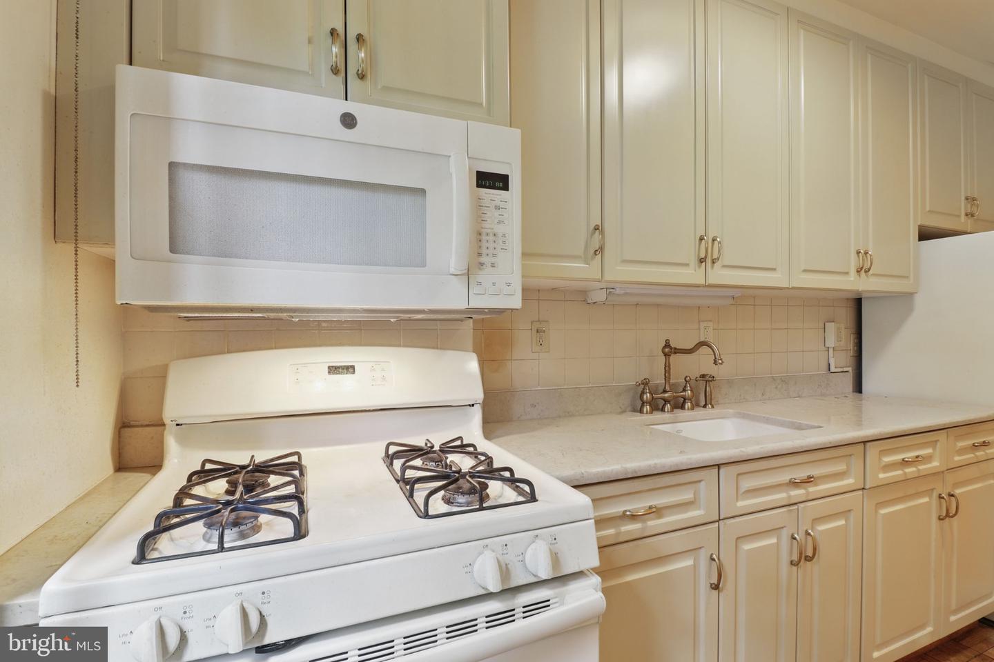 4200 CATHEDRAL AVE NW #317, WASHINGTON, District Of Columbia 20016, 2 Bedrooms Bedrooms, ,1 BathroomBathrooms,Residential,For sale,4200 CATHEDRAL AVE NW #317,DCDC2202728 MLS # DCDC2202728