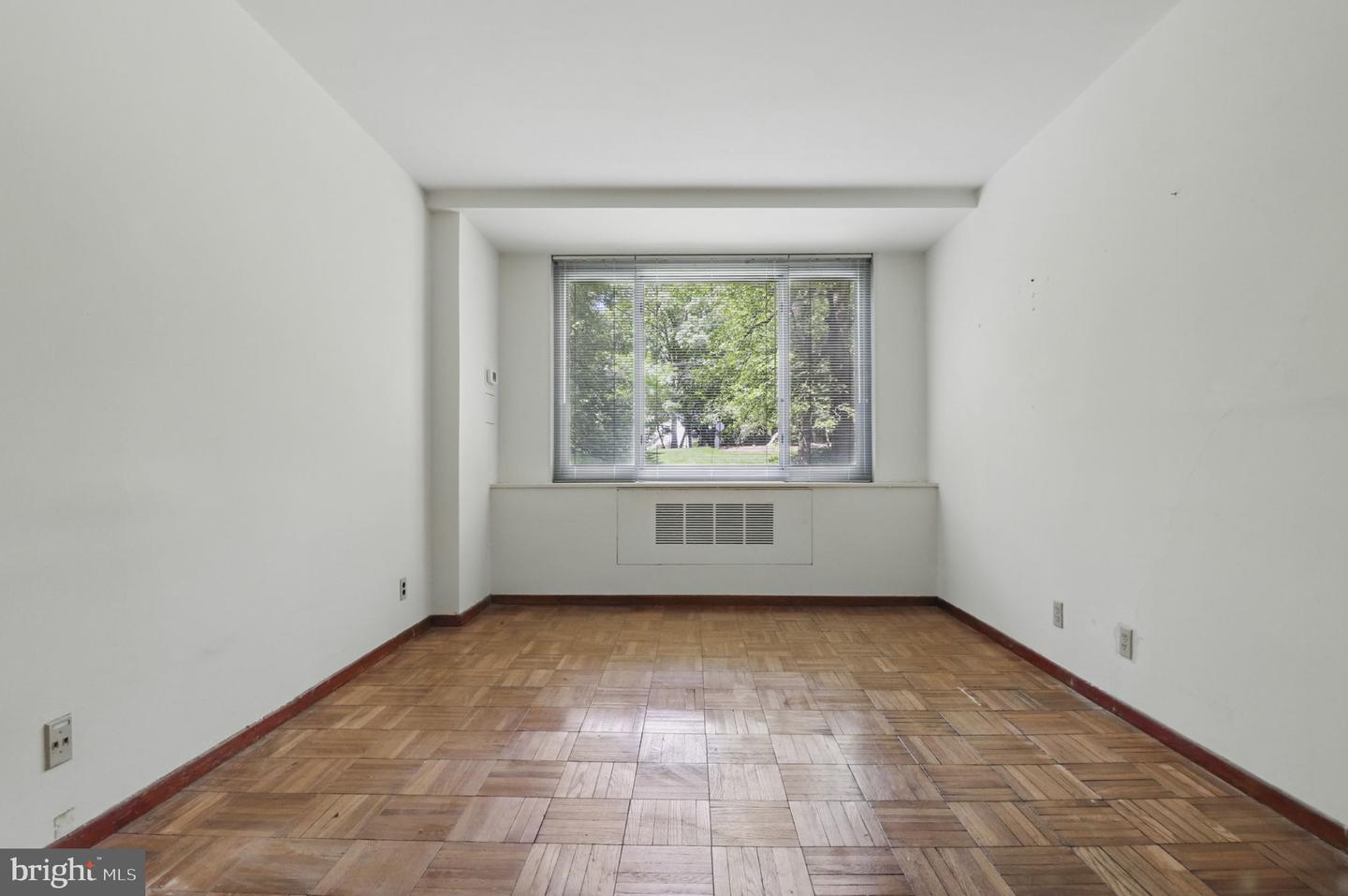 4200 CATHEDRAL AVE NW #317, WASHINGTON, District Of Columbia 20016, 2 Bedrooms Bedrooms, ,1 BathroomBathrooms,Residential,For sale,4200 CATHEDRAL AVE NW #317,DCDC2202728 MLS # DCDC2202728