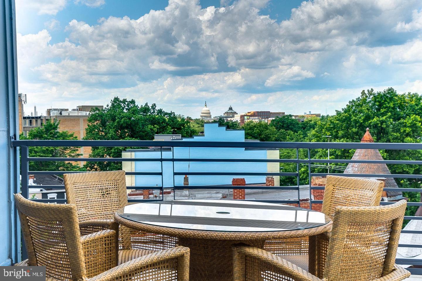 1391 PENNSYLVANIA AVE SE #471, WASHINGTON, District Of Columbia 20003, 2 Bedrooms Bedrooms, ,2 BathroomsBathrooms,Residential,For sale,1391 PENNSYLVANIA AVE SE #471,DCDC2202738 MLS # DCDC2202738
