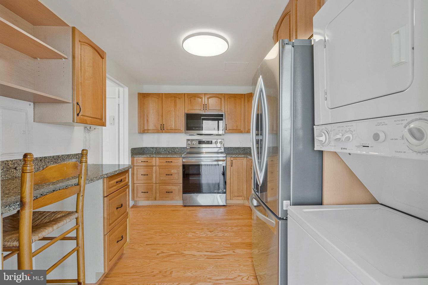 6800 FLEETWOOD RD #1219, MCLEAN, Virginia 22101, 1 Bedroom Bedrooms, ,1 BathroomBathrooms,Residential,For sale,6800 FLEETWOOD RD #1219,VAFX2243608 MLS # VAFX2243608