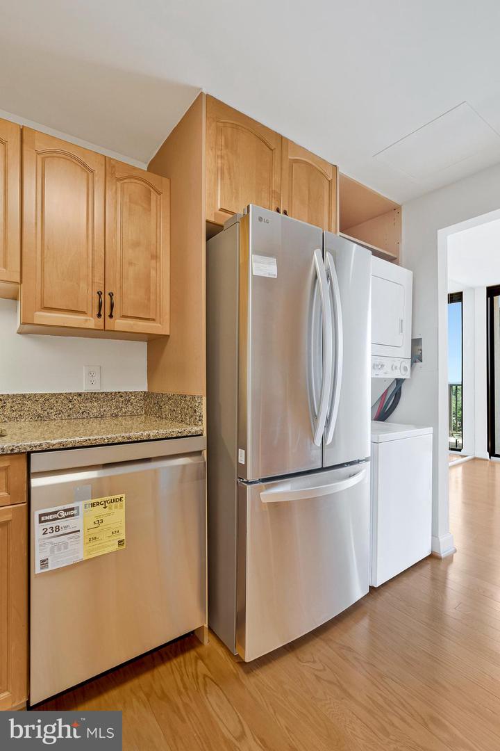 6800 FLEETWOOD RD #1219, MCLEAN, Virginia 22101, 1 Bedroom Bedrooms, ,1 BathroomBathrooms,Residential,For sale,6800 FLEETWOOD RD #1219,VAFX2243608 MLS # VAFX2243608