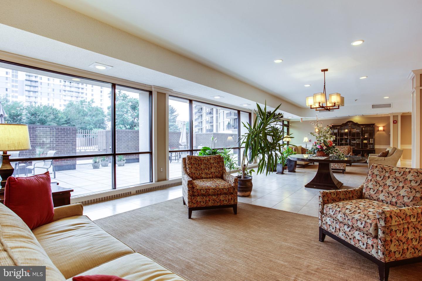 6800 FLEETWOOD RD #1219, MCLEAN, Virginia 22101, 1 Bedroom Bedrooms, ,1 BathroomBathrooms,Residential,For sale,6800 FLEETWOOD RD #1219,VAFX2243608 MLS # VAFX2243608