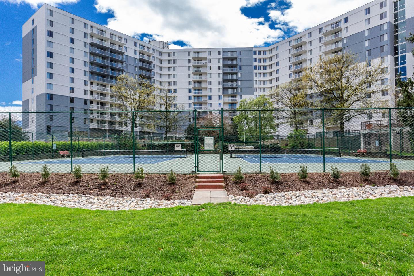 6800 FLEETWOOD RD #1219, MCLEAN, Virginia 22101, 1 Bedroom Bedrooms, ,1 BathroomBathrooms,Residential,For sale,6800 FLEETWOOD RD #1219,VAFX2243608 MLS # VAFX2243608