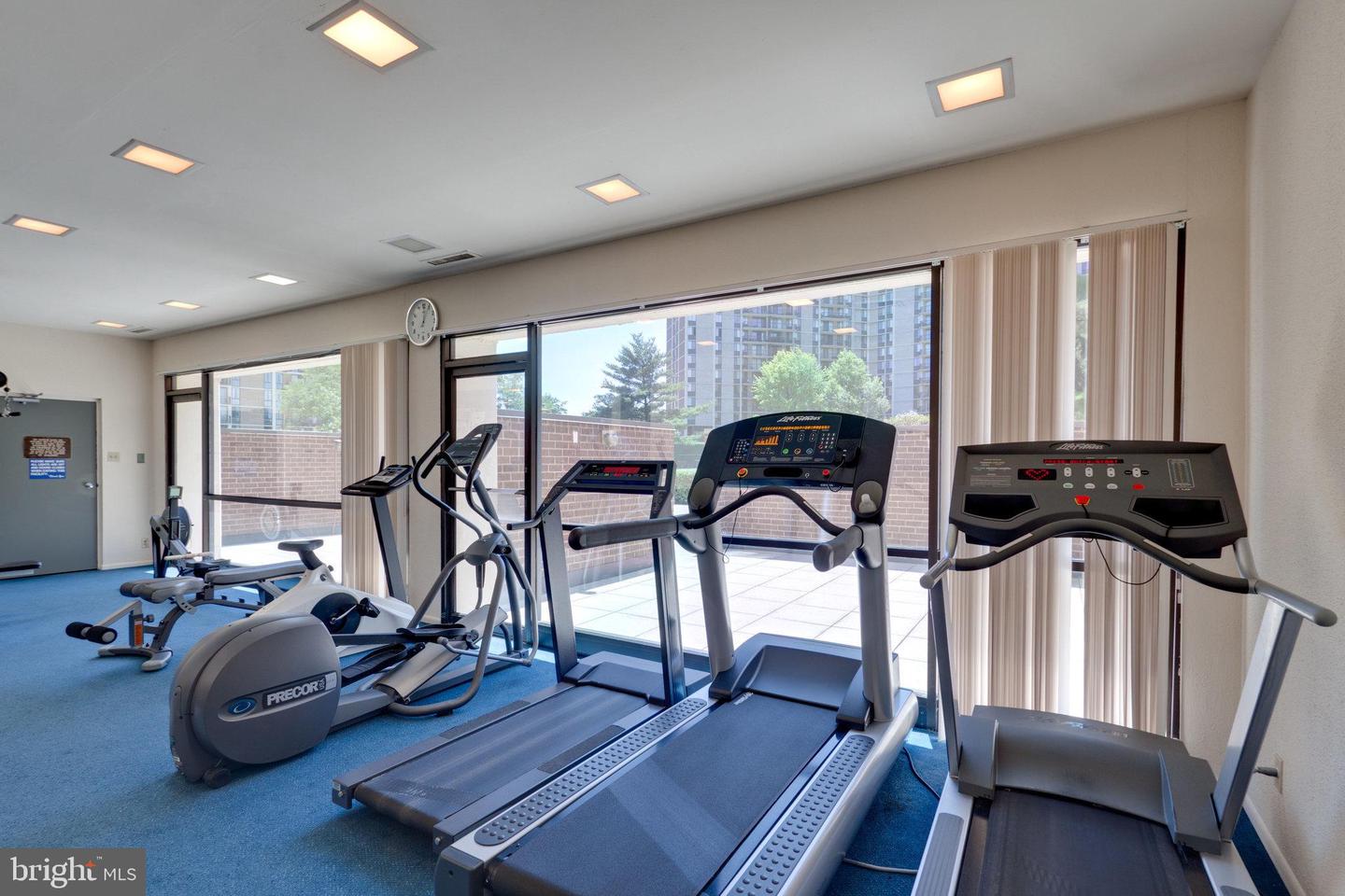 6800 FLEETWOOD RD #1219, MCLEAN, Virginia 22101, 1 Bedroom Bedrooms, ,1 BathroomBathrooms,Residential,For sale,6800 FLEETWOOD RD #1219,VAFX2243608 MLS # VAFX2243608