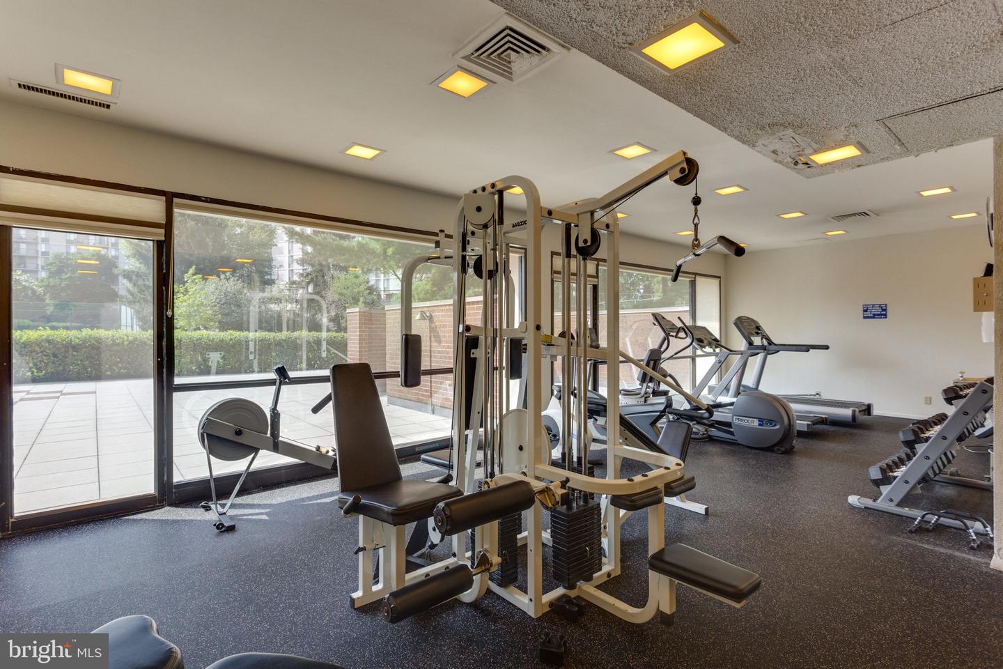 6800 FLEETWOOD RD #1219, MCLEAN, Virginia 22101, 1 Bedroom Bedrooms, ,1 BathroomBathrooms,Residential,For sale,6800 FLEETWOOD RD #1219,VAFX2243608 MLS # VAFX2243608