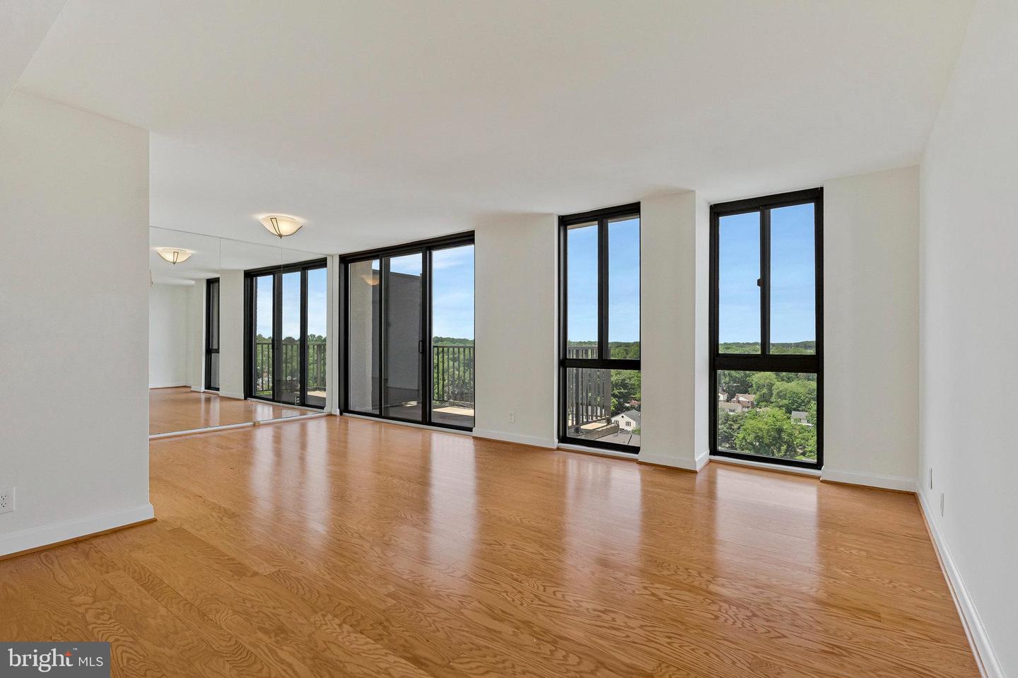 6800 FLEETWOOD RD #1219, MCLEAN, Virginia 22101, 1 Bedroom Bedrooms, ,1 BathroomBathrooms,Residential,For sale,6800 FLEETWOOD RD #1219,VAFX2243608 MLS # VAFX2243608