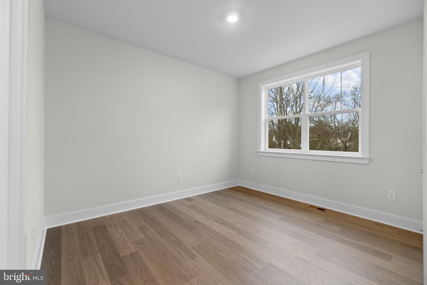 8281 COLLING MANOR CT, ALEXANDRIA, Virginia 22308, 6 Bedrooms Bedrooms, ,6 BathroomsBathrooms,Residential,For sale,8281 COLLING MANOR CT,VAFX2243610 MLS # VAFX2243610