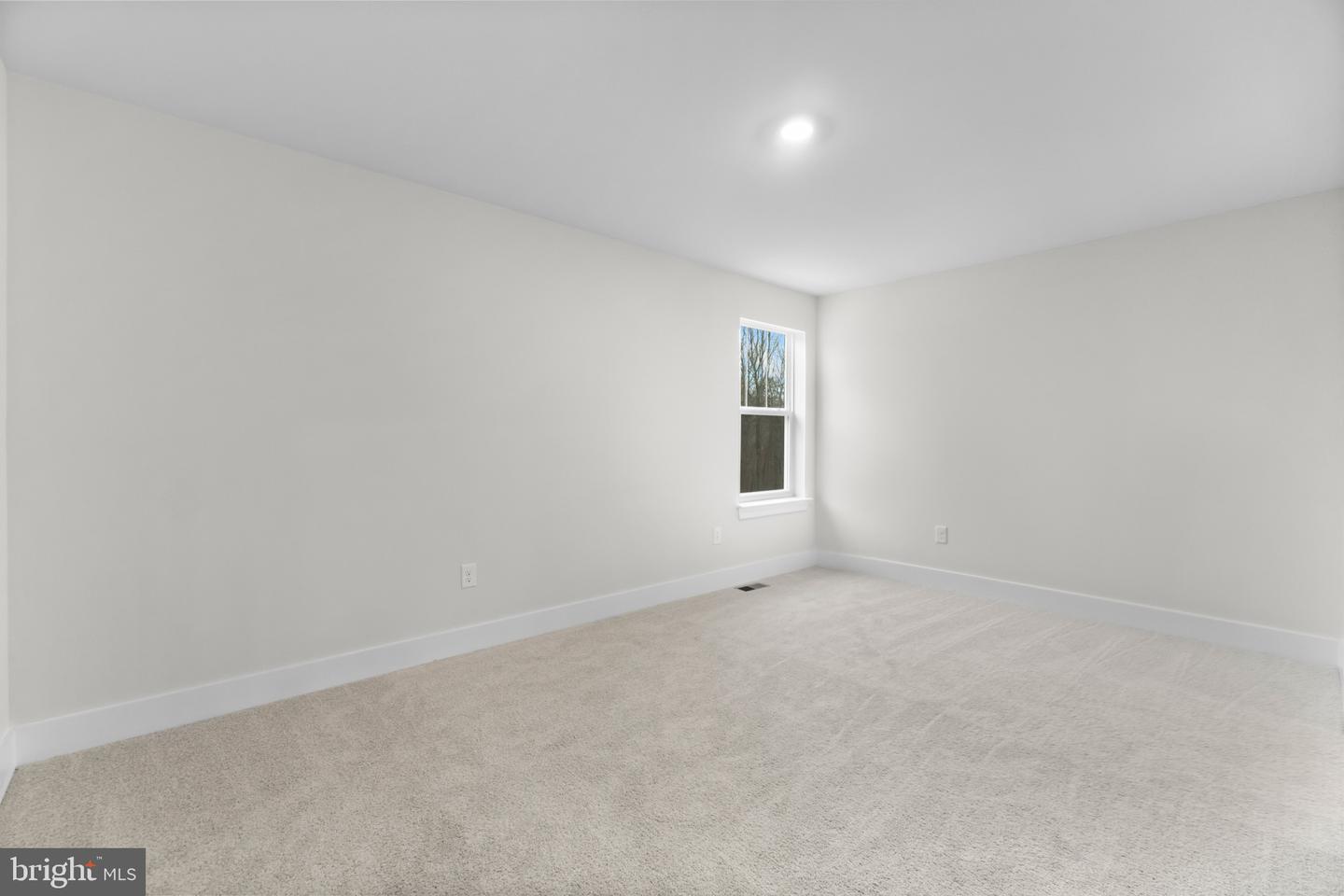 8281 COLLING MANOR CT, ALEXANDRIA, Virginia 22308, 6 Bedrooms Bedrooms, ,6 BathroomsBathrooms,Residential,For sale,8281 COLLING MANOR CT,VAFX2243610 MLS # VAFX2243610