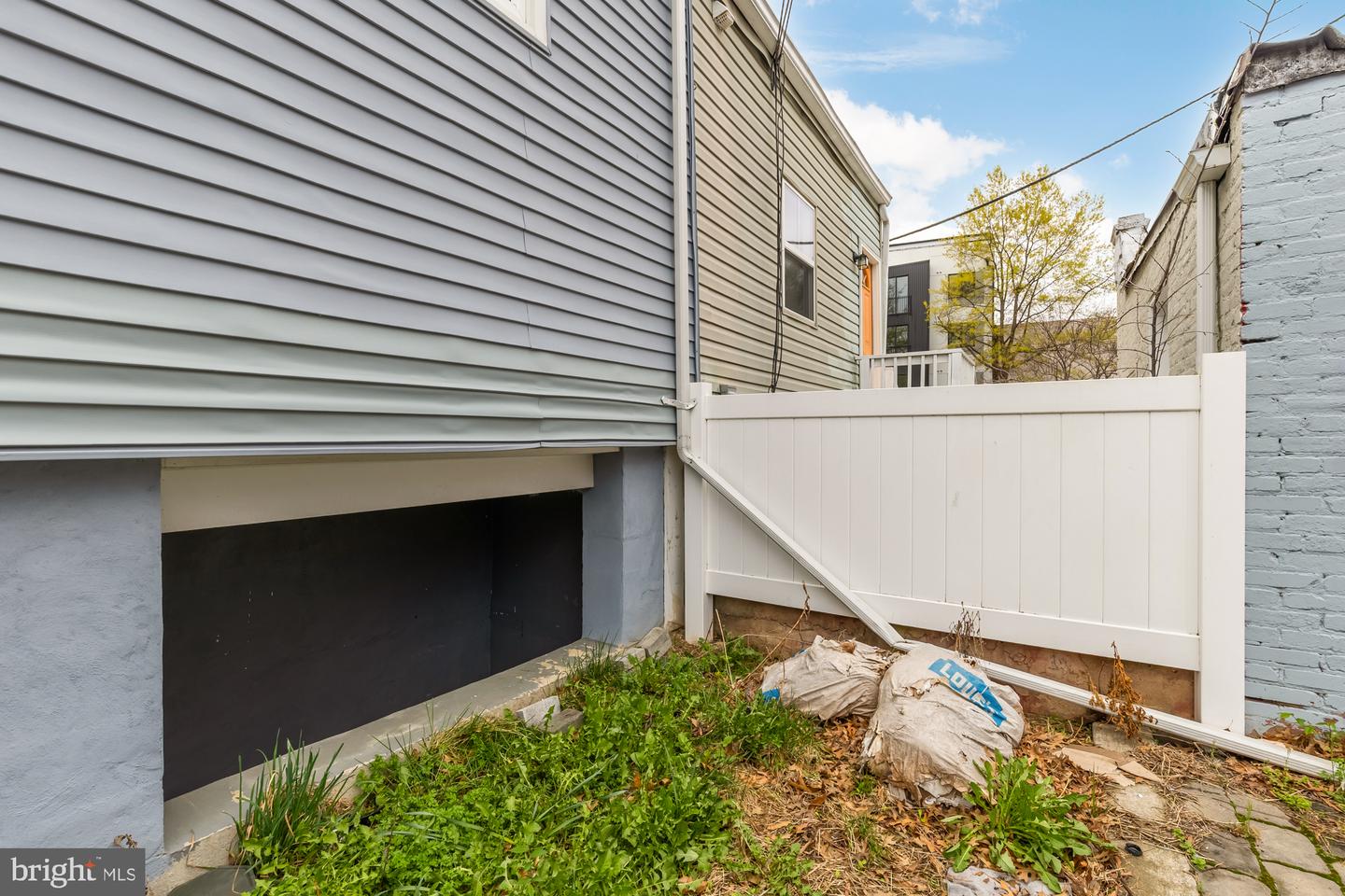 909 WEBSTER ST NW #1, WASHINGTON, District Of Columbia 20011, 2 Bedrooms Bedrooms, ,2 BathroomsBathrooms,Residential,For sale,909 WEBSTER ST NW #1,DCDC2202750 MLS # DCDC2202750