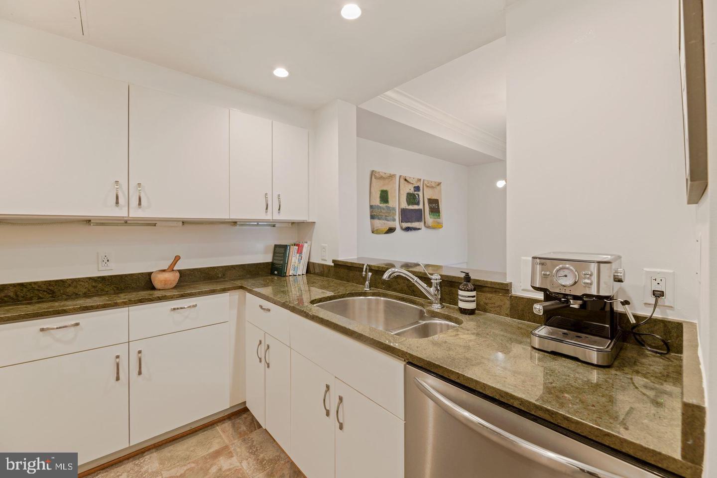 2301 N ST NW #717, WASHINGTON, District Of Columbia 20037, 2 Bedrooms Bedrooms, ,2 BathroomsBathrooms,Residential,For sale,2301 N ST NW #717,DCDC2202752 MLS # DCDC2202752