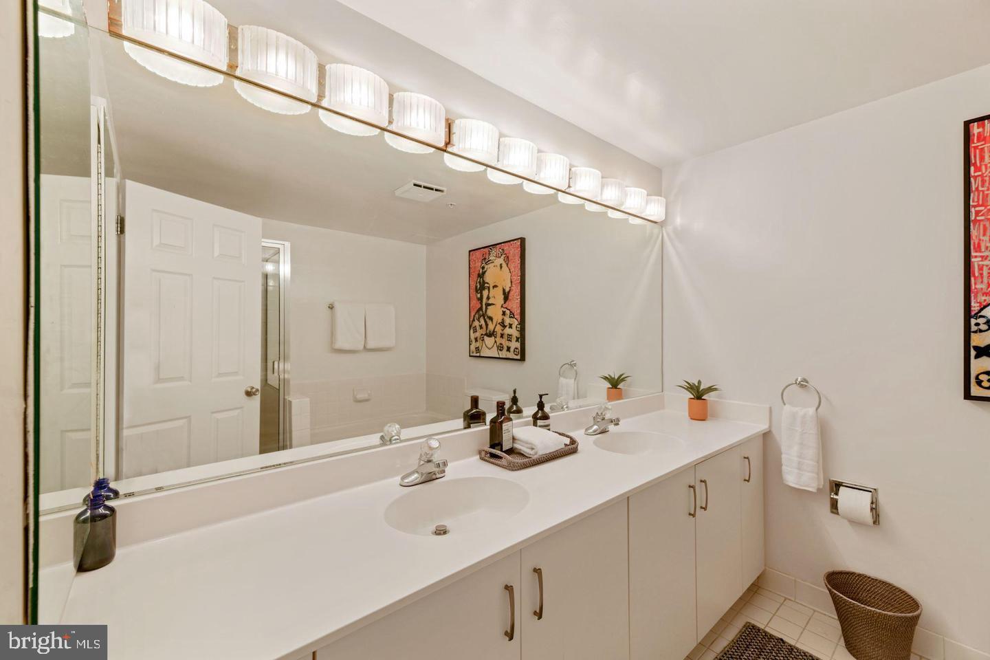 2301 N ST NW #717, WASHINGTON, District Of Columbia 20037, 2 Bedrooms Bedrooms, ,2 BathroomsBathrooms,Residential,For sale,2301 N ST NW #717,DCDC2202752 MLS # DCDC2202752