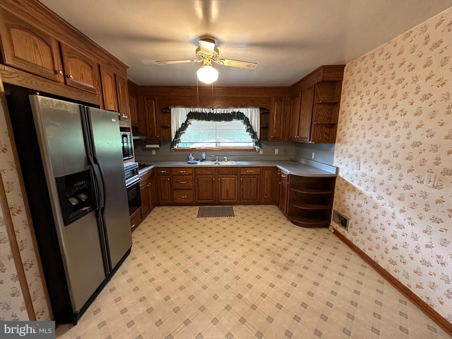 228 FAIRVIEW RD, LURAY, Virginia 22835, 3 Bedrooms Bedrooms, ,1 BathroomBathrooms,Residential,For sale,228 FAIRVIEW RD,VAPA2003594 MLS # VAPA2003594