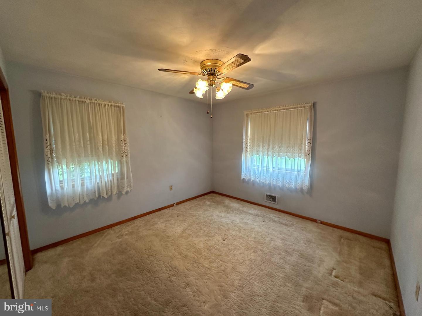 228 FAIRVIEW RD, LURAY, Virginia 22835, 3 Bedrooms Bedrooms, ,1 BathroomBathrooms,Residential,For sale,228 FAIRVIEW RD,VAPA2003594 MLS # VAPA2003594