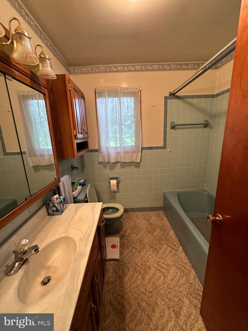 228 FAIRVIEW RD, LURAY, Virginia 22835, 3 Bedrooms Bedrooms, ,1 BathroomBathrooms,Residential,For sale,228 FAIRVIEW RD,VAPA2003594 MLS # VAPA2003594