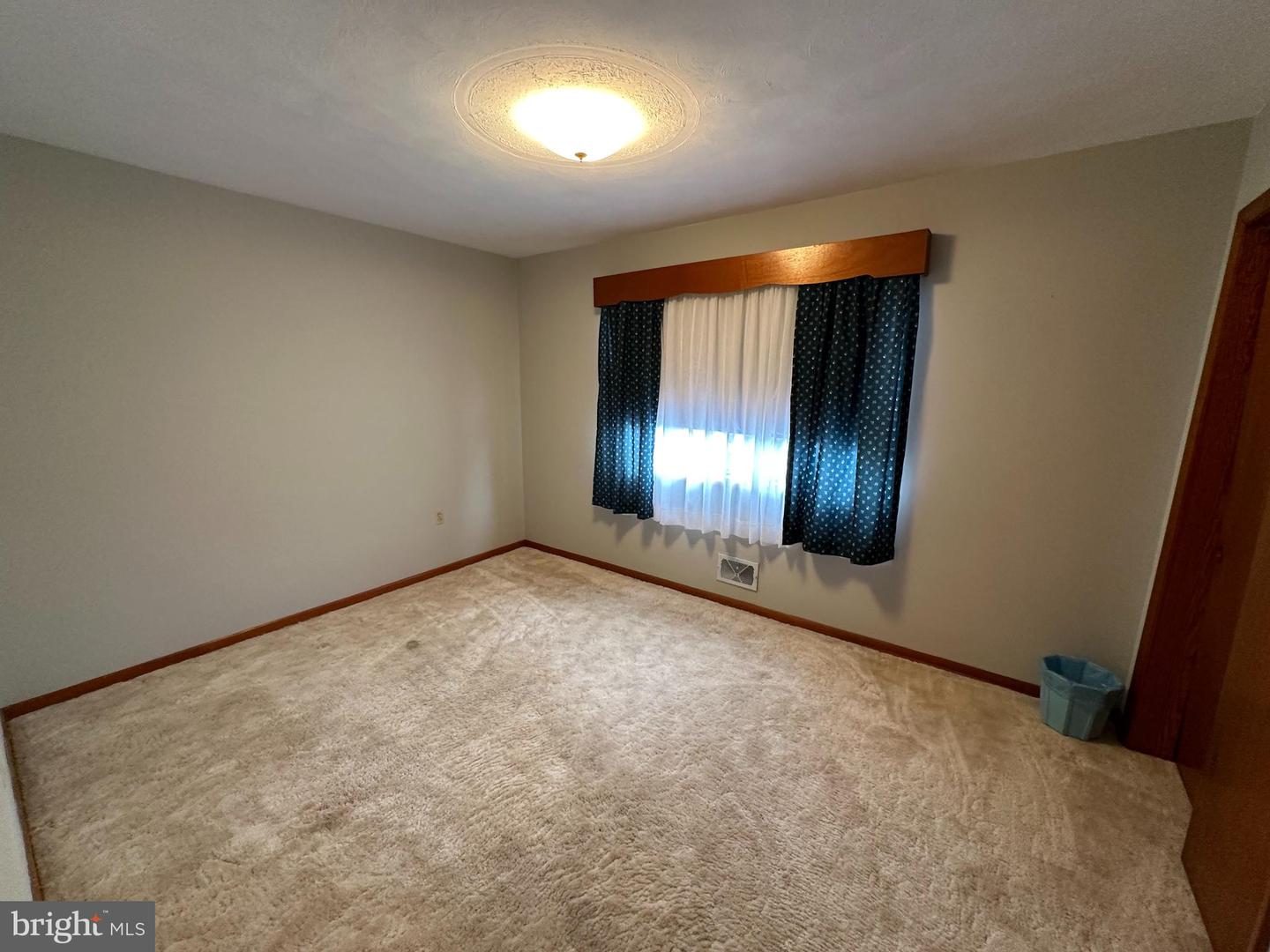 228 FAIRVIEW RD, LURAY, Virginia 22835, 3 Bedrooms Bedrooms, ,1 BathroomBathrooms,Residential,For sale,228 FAIRVIEW RD,VAPA2003594 MLS # VAPA2003594