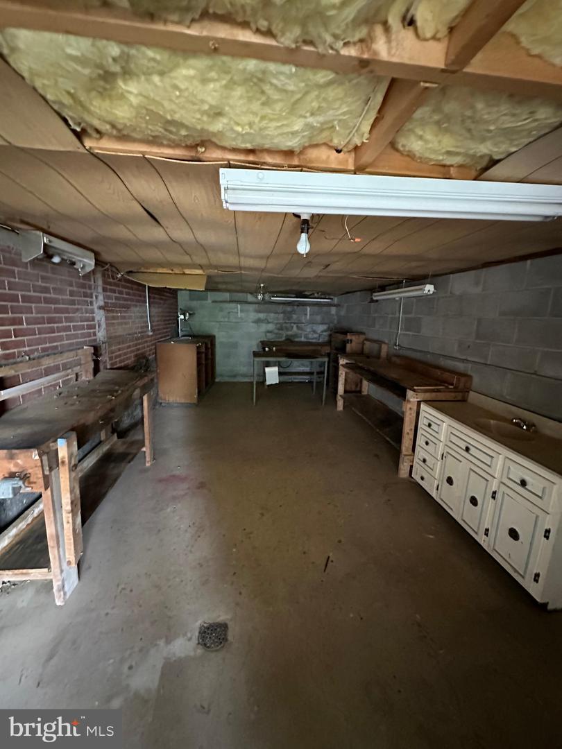 228 FAIRVIEW RD, LURAY, Virginia 22835, 3 Bedrooms Bedrooms, ,1 BathroomBathrooms,Residential,For sale,228 FAIRVIEW RD,VAPA2003594 MLS # VAPA2003594