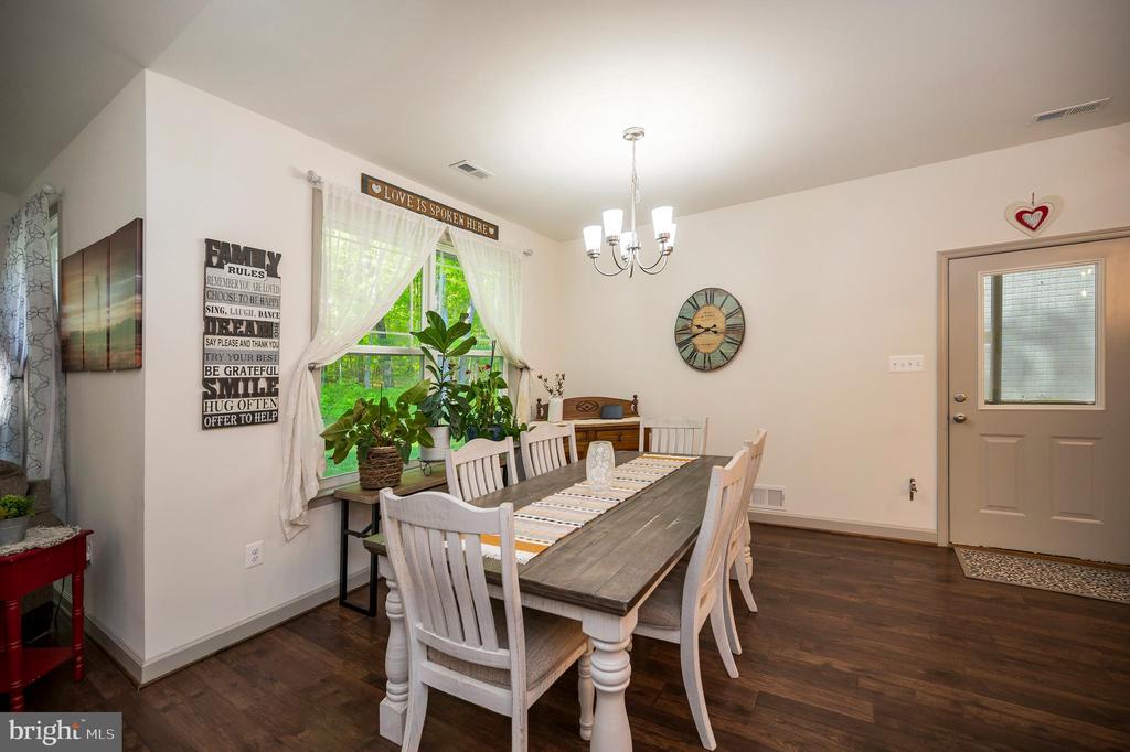 846 CONFEDERATE DR, LOCUST GROVE, Virginia 22508, 3 Bedrooms Bedrooms, ,2 BathroomsBathrooms,Residential,846 CONFEDERATE DR,VAOR2009502 MLS # VAOR2009502