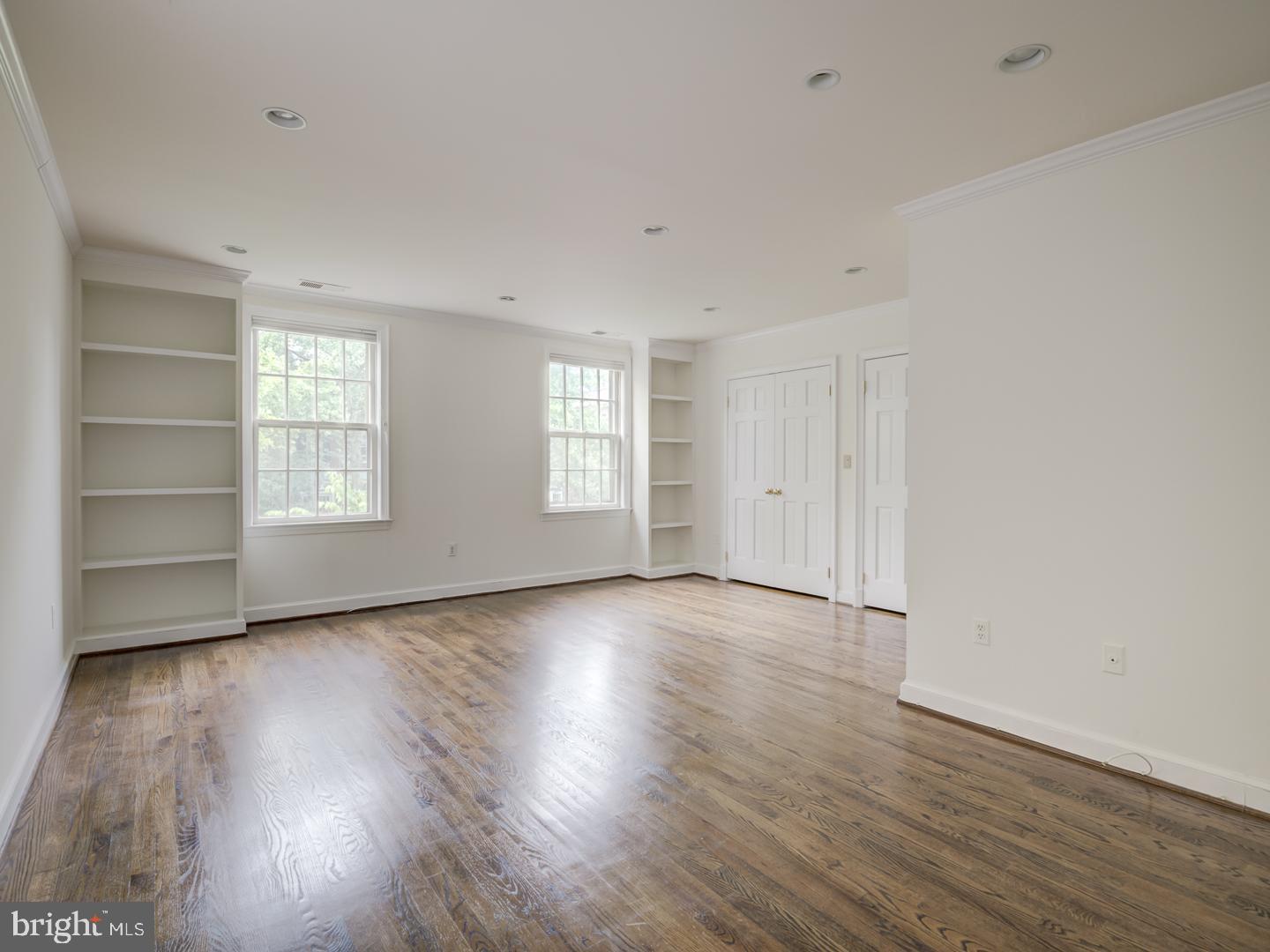 4354 WESTOVER PL NW, WASHINGTON, District Of Columbia 20016, 3 Bedrooms Bedrooms, ,4 BathroomsBathrooms,Residential,For sale,4354 WESTOVER PL NW,DCDC2180886 MLS # DCDC2180886
