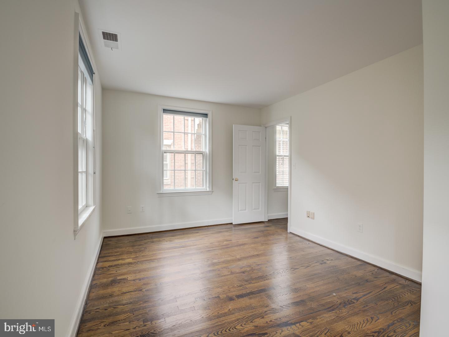4354 WESTOVER PL NW, WASHINGTON, District Of Columbia 20016, 3 Bedrooms Bedrooms, ,4 BathroomsBathrooms,Residential,For sale,4354 WESTOVER PL NW,DCDC2180886 MLS # DCDC2180886