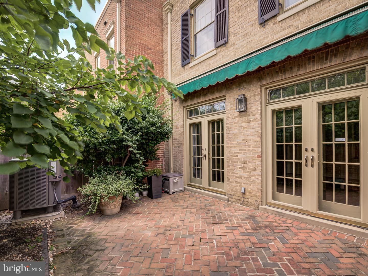 4354 WESTOVER PL NW, WASHINGTON, District Of Columbia 20016, 3 Bedrooms Bedrooms, ,4 BathroomsBathrooms,Residential,For sale,4354 WESTOVER PL NW,DCDC2180886 MLS # DCDC2180886