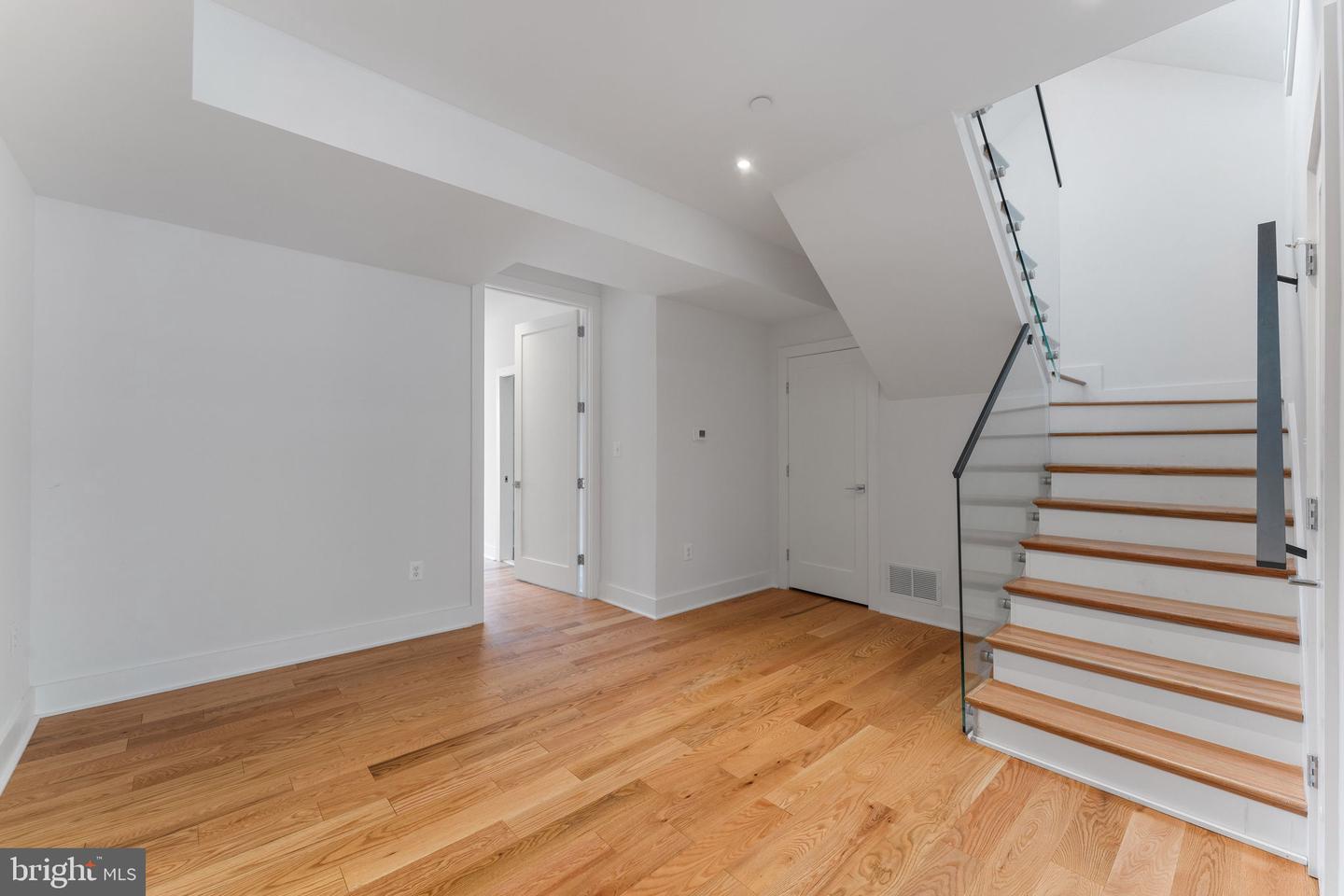1414 5TH ST NW #B, WASHINGTON, District Of Columbia 20001, 3 Bedrooms Bedrooms, ,3 BathroomsBathrooms,Residential,For sale,1414 5TH ST NW #B,DCDC2186828 MLS # DCDC2186828