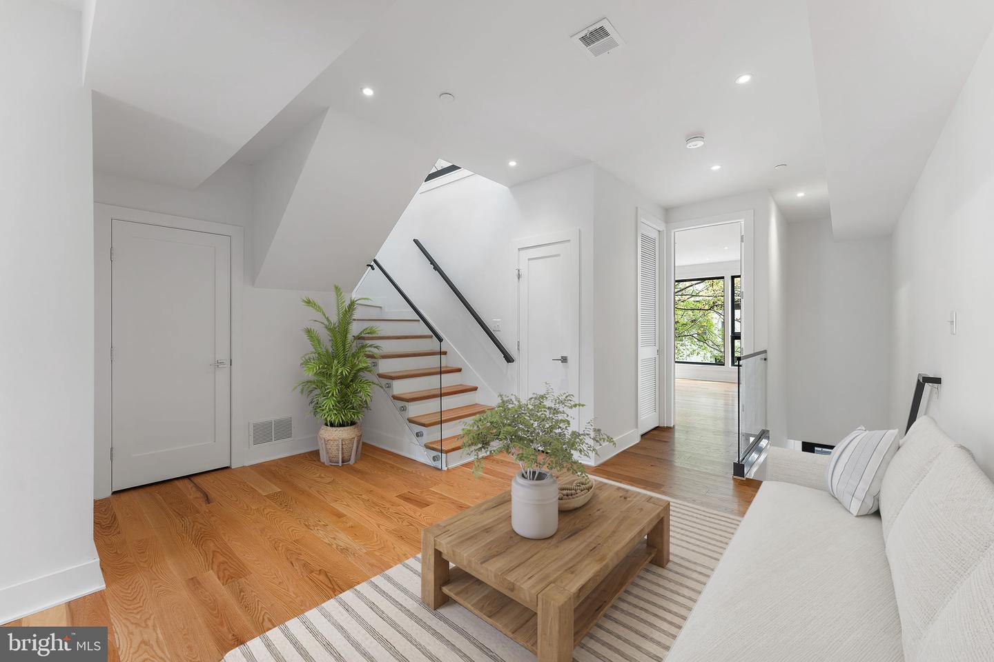 1414 5TH ST NW #B, WASHINGTON, District Of Columbia 20001, 3 Bedrooms Bedrooms, ,3 BathroomsBathrooms,Residential,For sale,1414 5TH ST NW #B,DCDC2186828 MLS # DCDC2186828