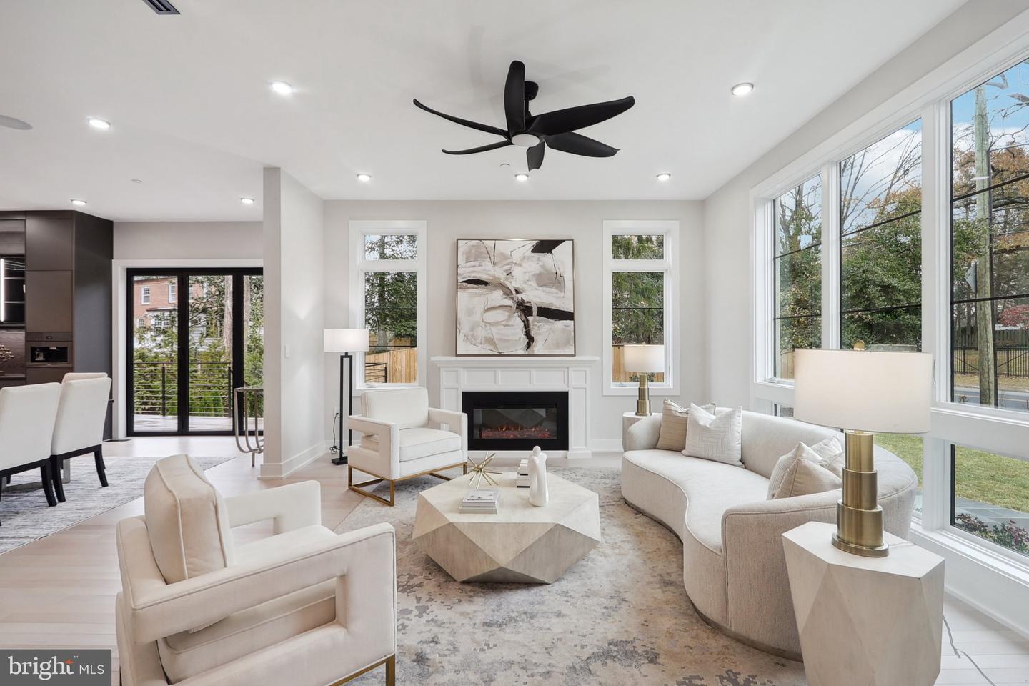4920 LOUGHBORO RD NW, WASHINGTON, District Of Columbia 20016, 7 Bedrooms Bedrooms, ,8 BathroomsBathrooms,Residential,For sale,4920 LOUGHBORO RD NW,DCDC2187952 MLS # DCDC2187952