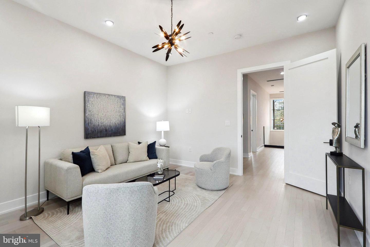 4920 LOUGHBORO RD NW, WASHINGTON, District Of Columbia 20016, 7 Bedrooms Bedrooms, ,8 BathroomsBathrooms,Residential,For sale,4920 LOUGHBORO RD NW,DCDC2187952 MLS # DCDC2187952