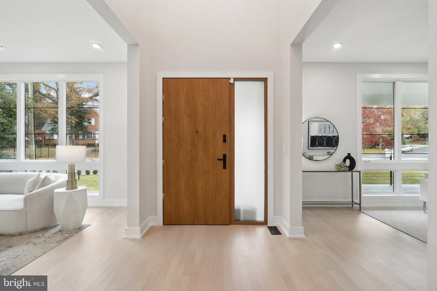 4920 LOUGHBORO RD NW, WASHINGTON, District Of Columbia 20016, 7 Bedrooms Bedrooms, ,8 BathroomsBathrooms,Residential,For sale,4920 LOUGHBORO RD NW,DCDC2187952 MLS # DCDC2187952