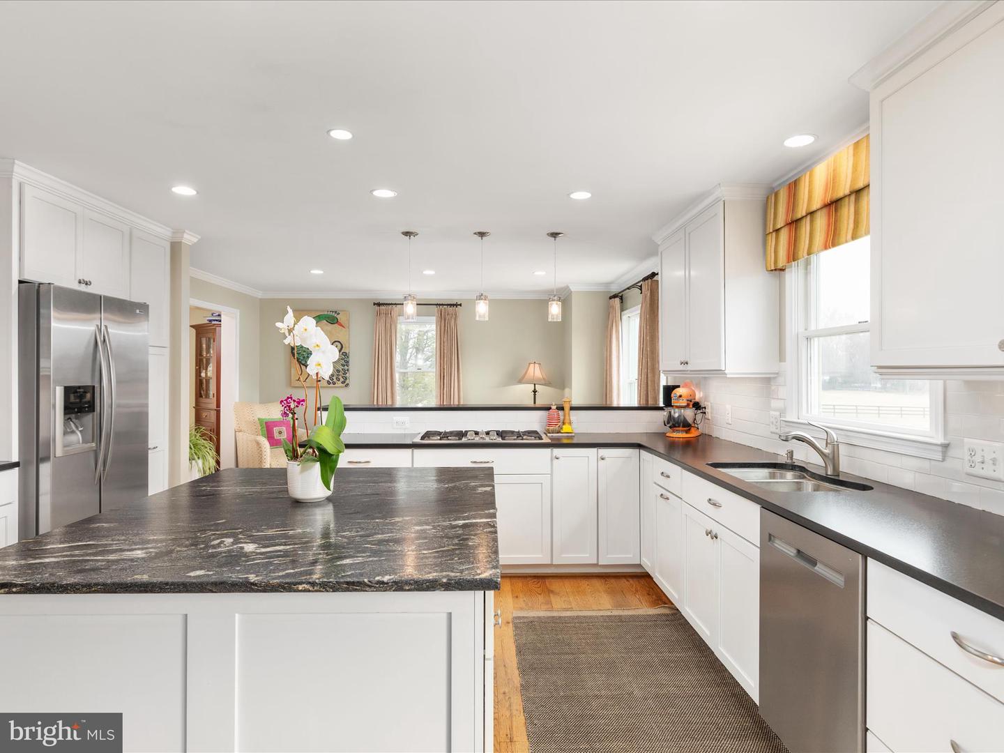 36823 SHOEMAKER SCHOOL RD, PURCELLVILLE, Virginia 20132, 5 Bedrooms Bedrooms, ,3 BathroomsBathrooms,Residential,For sale,36823 SHOEMAKER SCHOOL RD,VALO2092696 MLS # VALO2092696