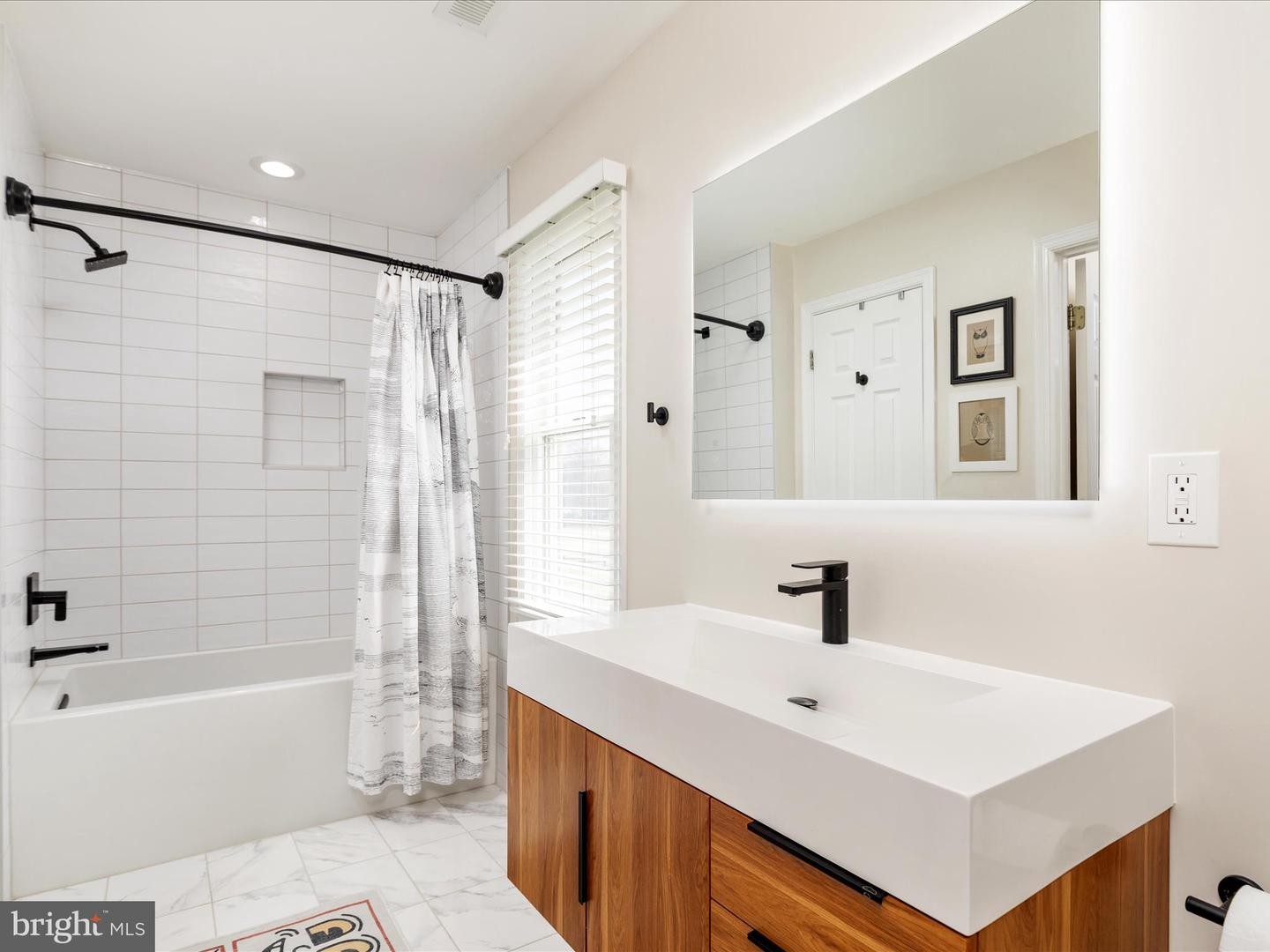 36823 SHOEMAKER SCHOOL RD, PURCELLVILLE, Virginia 20132, 5 Bedrooms Bedrooms, ,3 BathroomsBathrooms,Residential,For sale,36823 SHOEMAKER SCHOOL RD,VALO2092696 MLS # VALO2092696