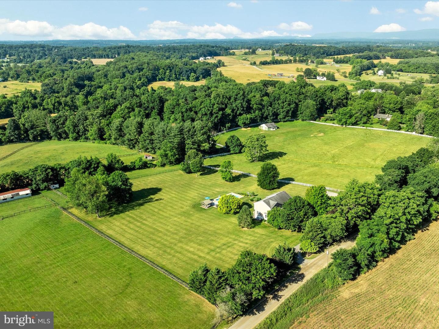 36823 SHOEMAKER SCHOOL RD, PURCELLVILLE, Virginia 20132, 5 Bedrooms Bedrooms, ,3 BathroomsBathrooms,Residential,For sale,36823 SHOEMAKER SCHOOL RD,VALO2092696 MLS # VALO2092696