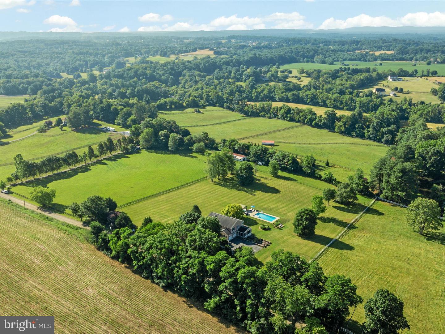36823 SHOEMAKER SCHOOL RD, PURCELLVILLE, Virginia 20132, 5 Bedrooms Bedrooms, ,3 BathroomsBathrooms,Residential,For sale,36823 SHOEMAKER SCHOOL RD,VALO2092696 MLS # VALO2092696