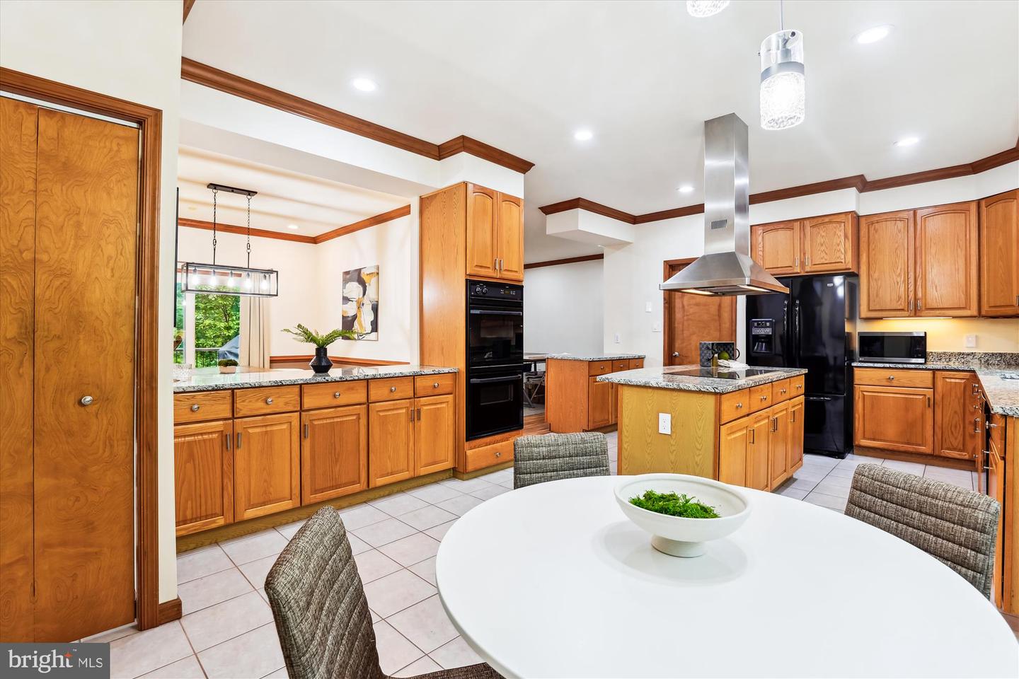 6364 EVANGELINE LN, ALEXANDRIA, Virginia 22312, 5 Bedrooms Bedrooms, ,4 BathroomsBathrooms,Residential,For sale,6364 EVANGELINE LN,VAFX2232876 MLS # VAFX2232876