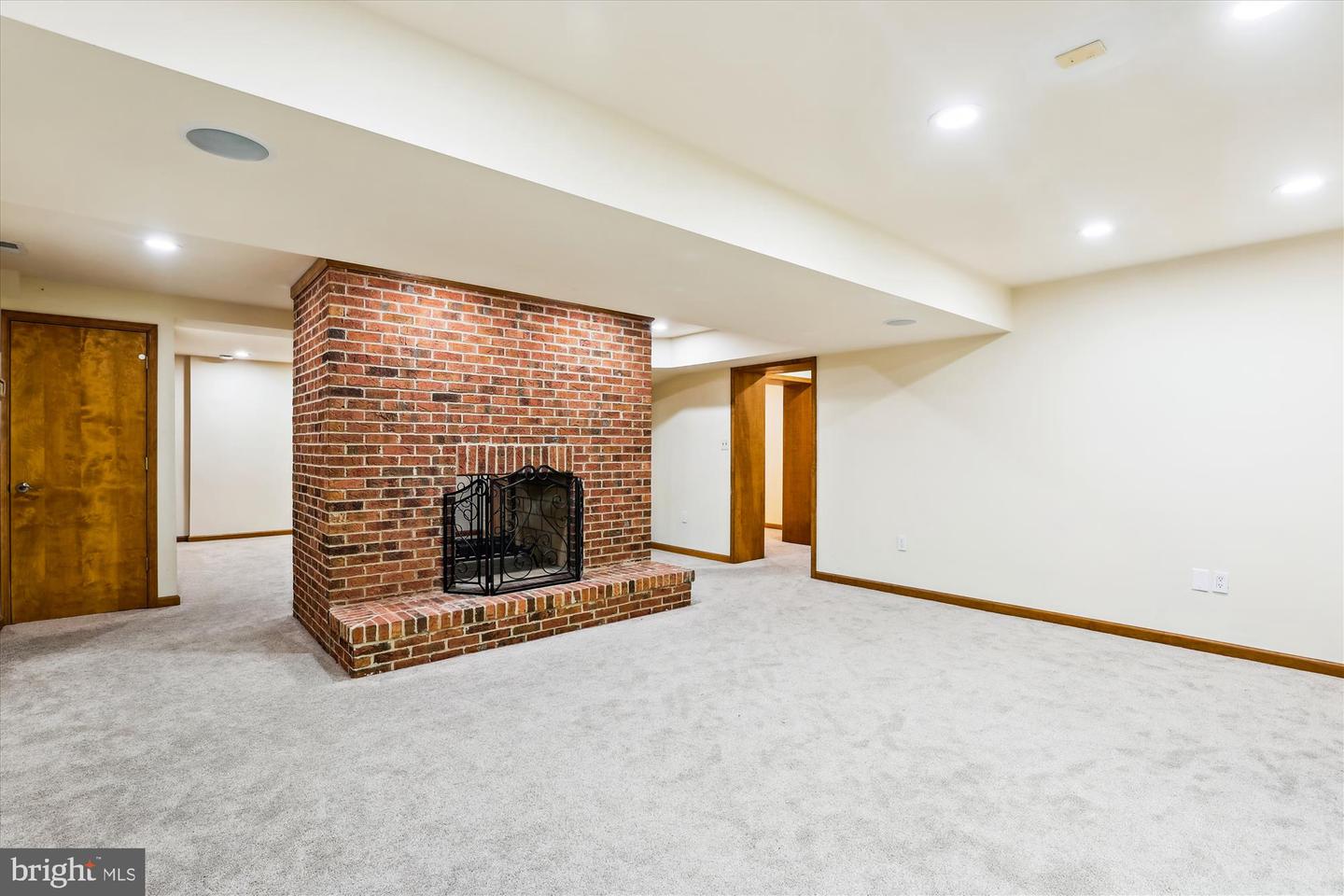 6364 EVANGELINE LN, ALEXANDRIA, Virginia 22312, 5 Bedrooms Bedrooms, ,4 BathroomsBathrooms,Residential,For sale,6364 EVANGELINE LN,VAFX2232876 MLS # VAFX2232876