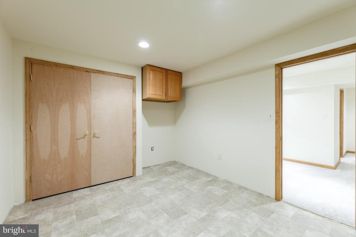 6364 EVANGELINE LN, ALEXANDRIA, Virginia 22312, 5 Bedrooms Bedrooms, ,4 BathroomsBathrooms,Residential,For sale,6364 EVANGELINE LN,VAFX2232876 MLS # VAFX2232876