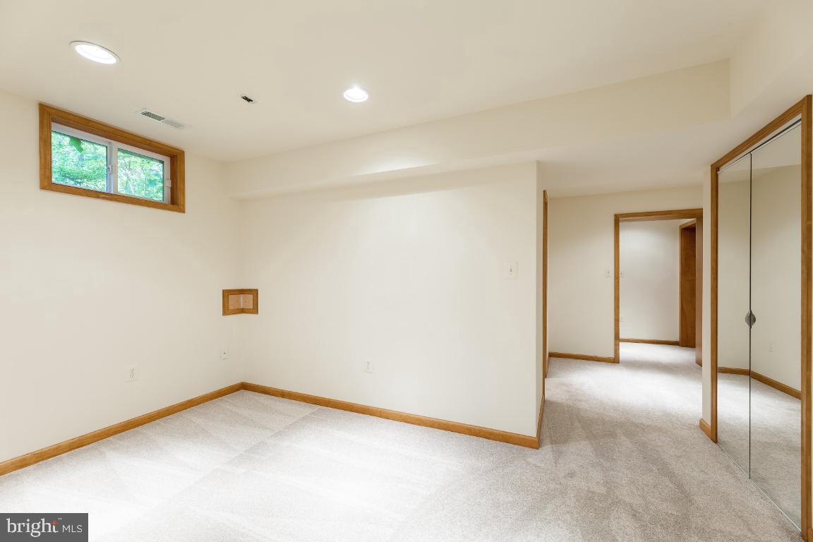 6364 EVANGELINE LN, ALEXANDRIA, Virginia 22312, 5 Bedrooms Bedrooms, ,4 BathroomsBathrooms,Residential,For sale,6364 EVANGELINE LN,VAFX2232876 MLS # VAFX2232876