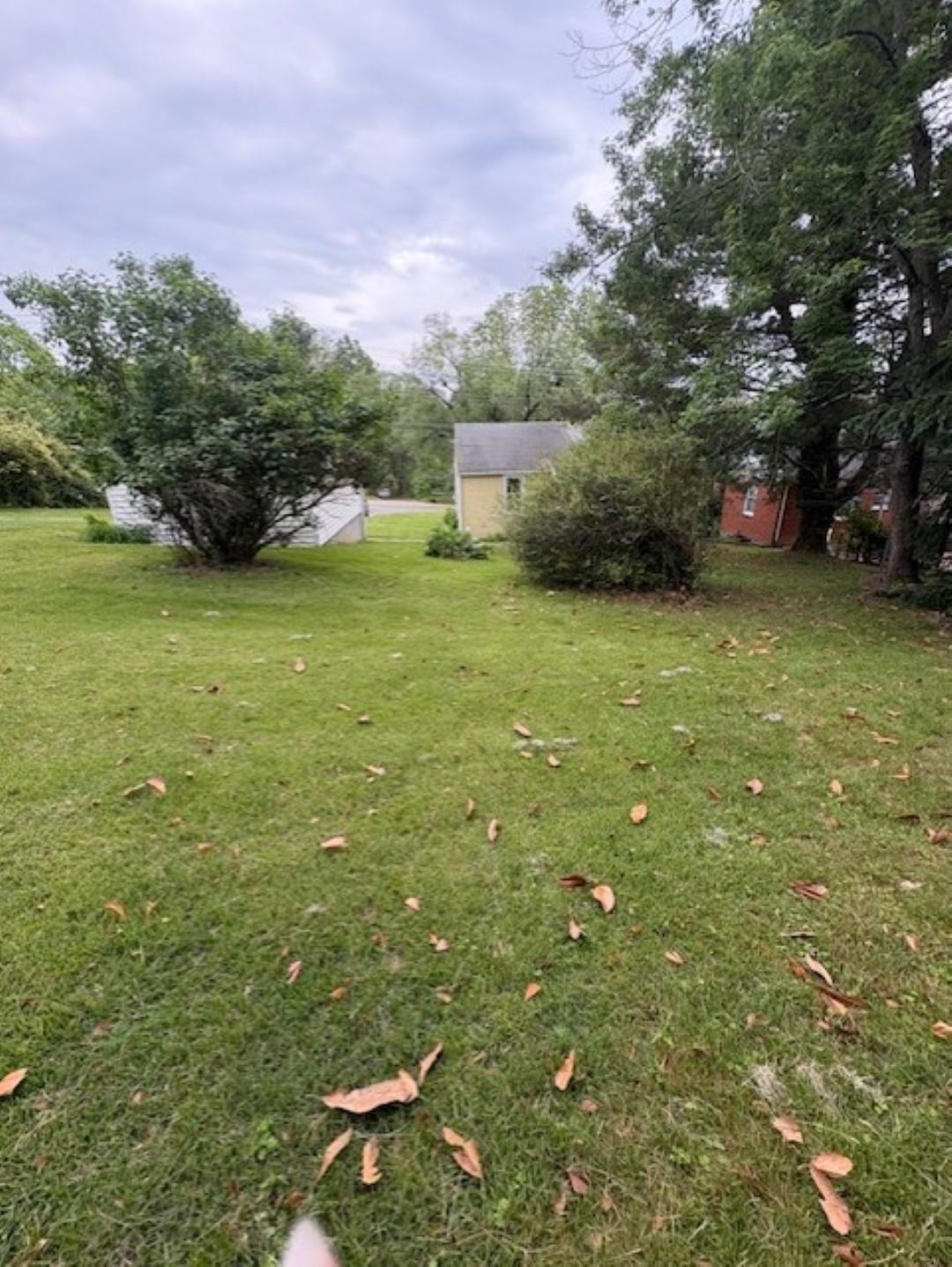 106 GRUBERT AVE, STAUNTON, Virginia 24401, 2 Bedrooms Bedrooms, ,1 BathroomBathrooms,Residential,106 GRUBERT AVE,665024 MLS # 665024