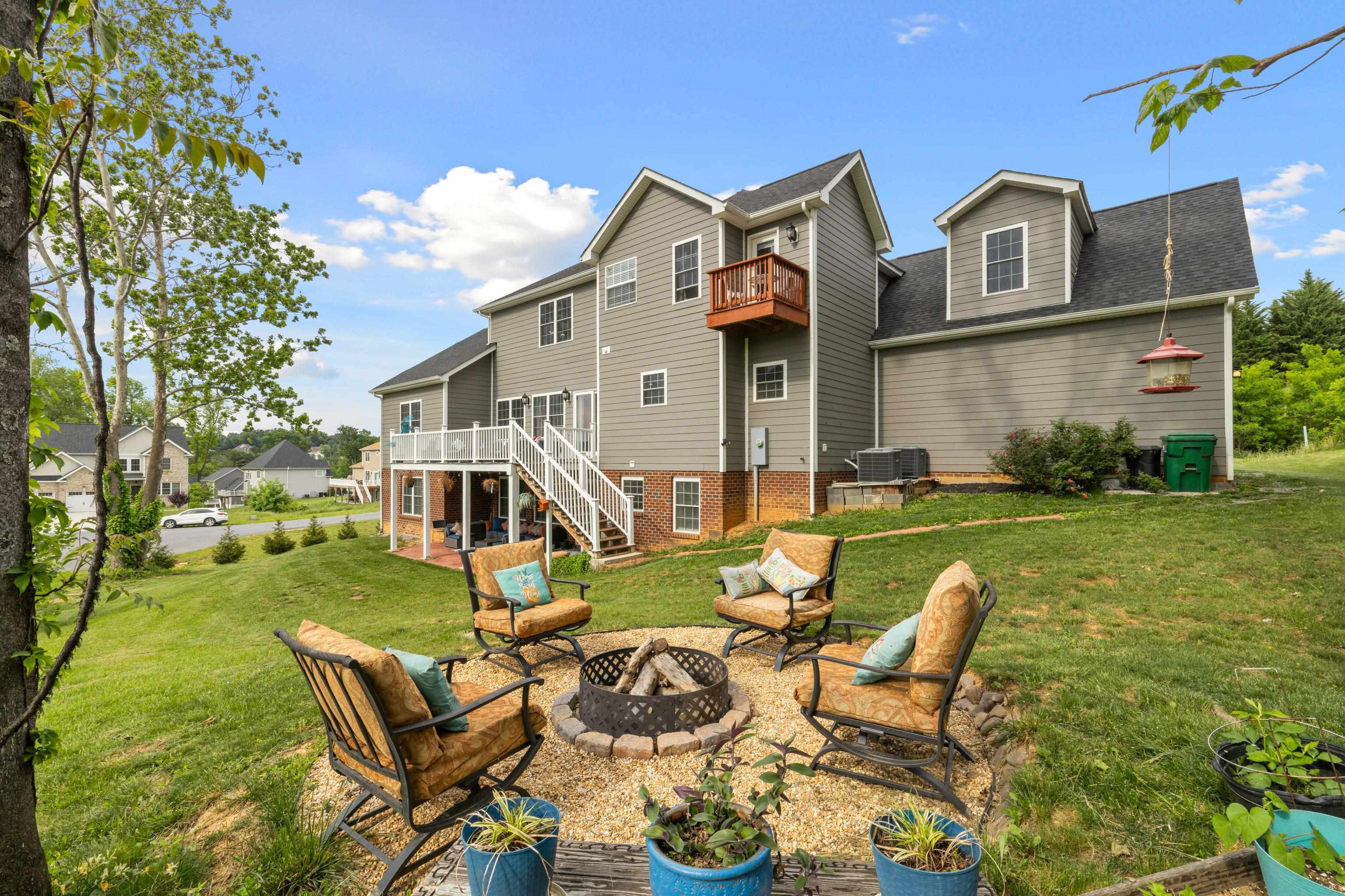 4220 TRAVELER RD, ROCKINGHAM, Virginia 22801, 7 Bedrooms Bedrooms, ,5 BathroomsBathrooms,Residential,4220 TRAVELER RD,665041 MLS # 665041