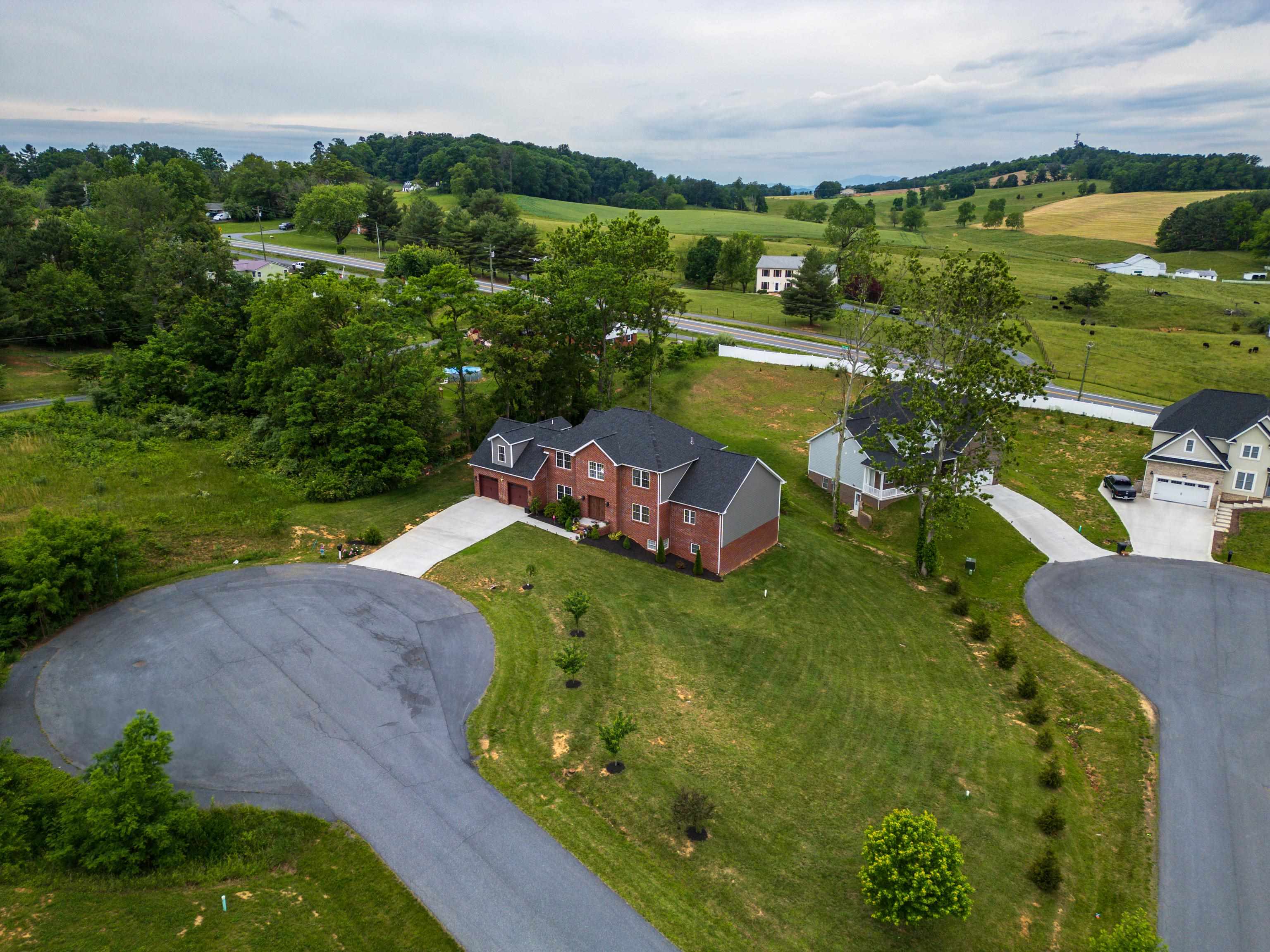 4220 TRAVELER RD, ROCKINGHAM, Virginia 22801, 7 Bedrooms Bedrooms, ,5 BathroomsBathrooms,Residential,4220 TRAVELER RD,665041 MLS # 665041