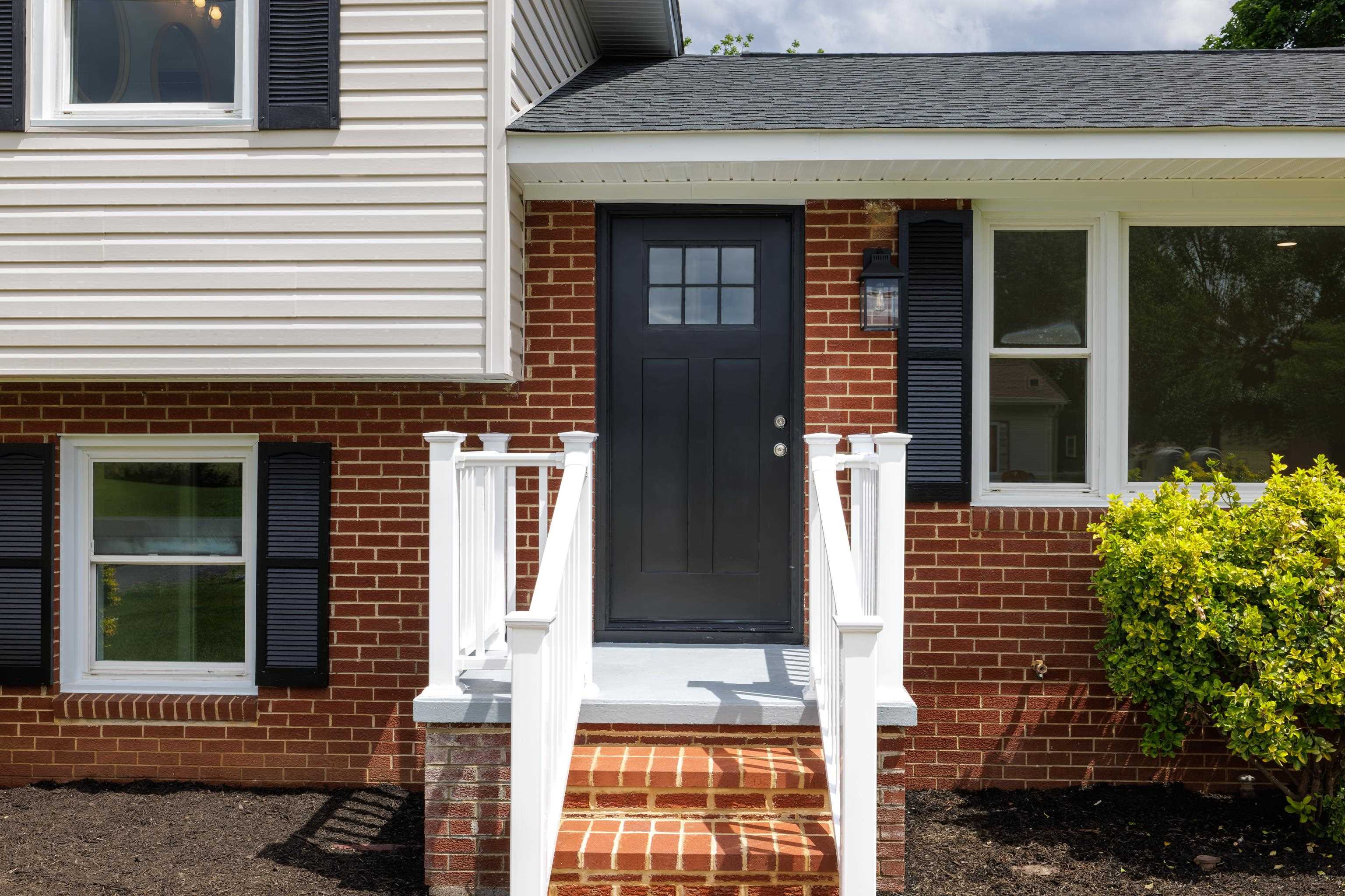96 FEATHERSTONE DR, LYNDHURST, Virginia 22952, 3 Bedrooms Bedrooms, ,2 BathroomsBathrooms,Residential,96 FEATHERSTONE DR,665046 MLS # 665046