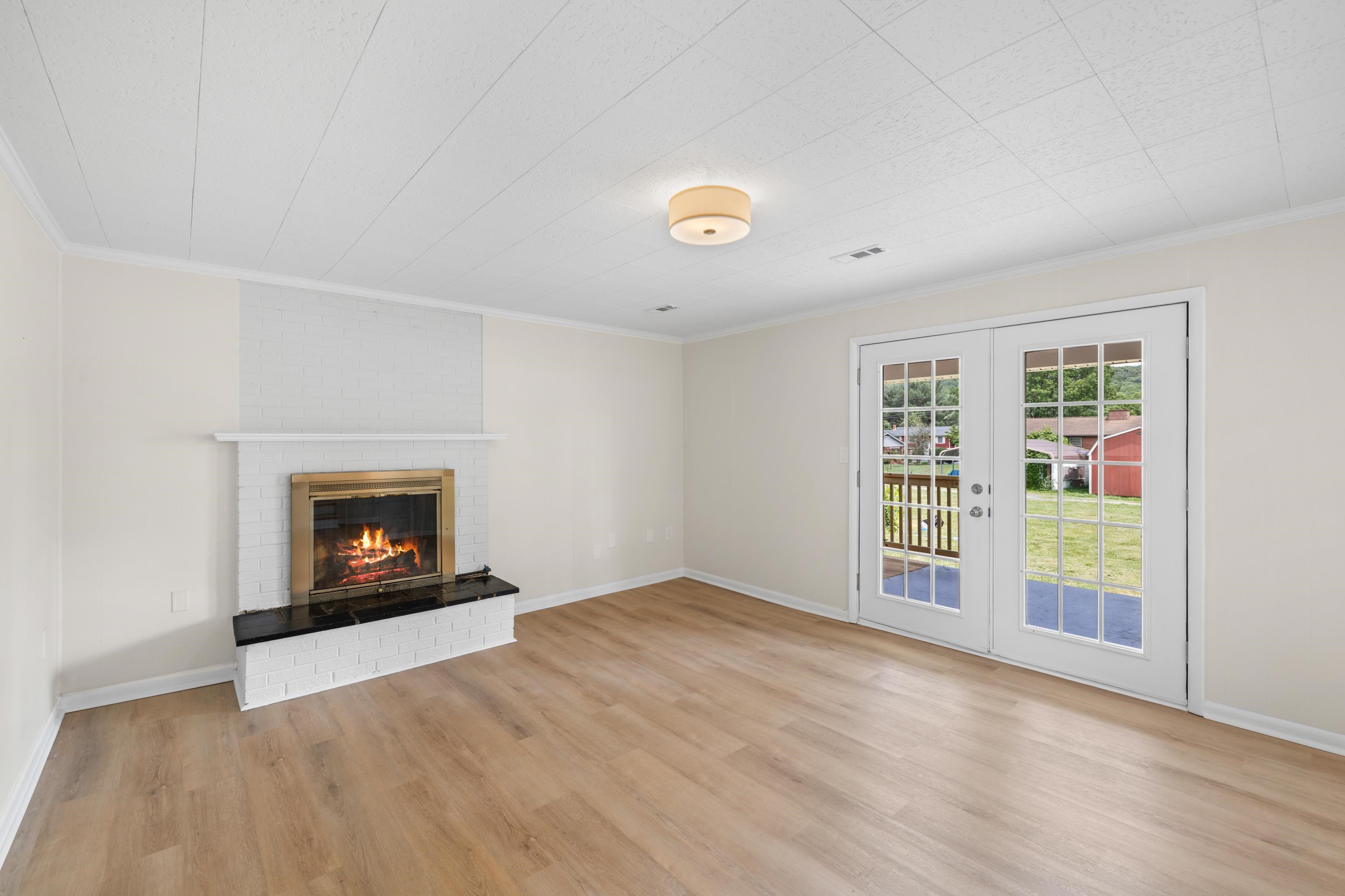 96 FEATHERSTONE DR, LYNDHURST, Virginia 22952, 3 Bedrooms Bedrooms, ,2 BathroomsBathrooms,Residential,96 FEATHERSTONE DR,665046 MLS # 665046