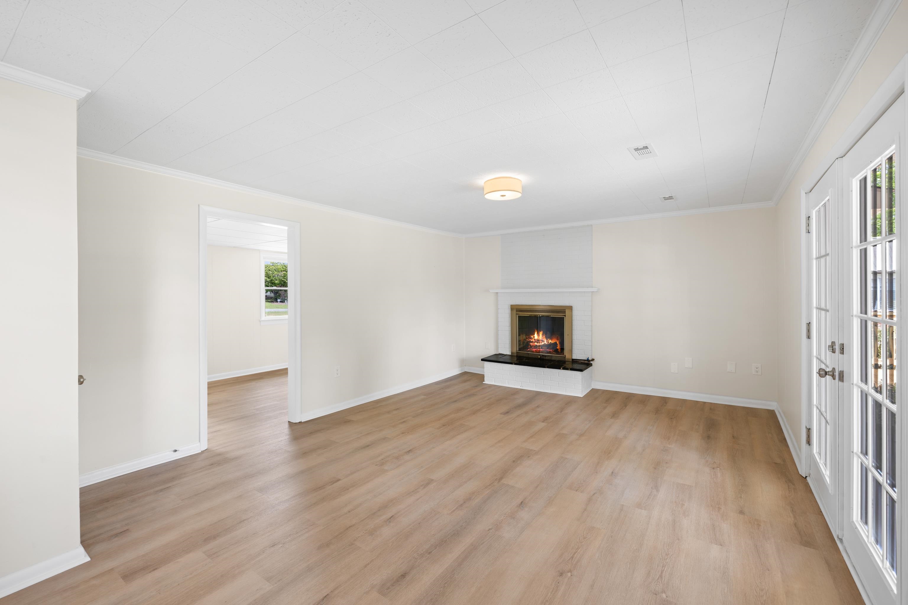 96 FEATHERSTONE DR, LYNDHURST, Virginia 22952, 3 Bedrooms Bedrooms, ,2 BathroomsBathrooms,Residential,96 FEATHERSTONE DR,665046 MLS # 665046