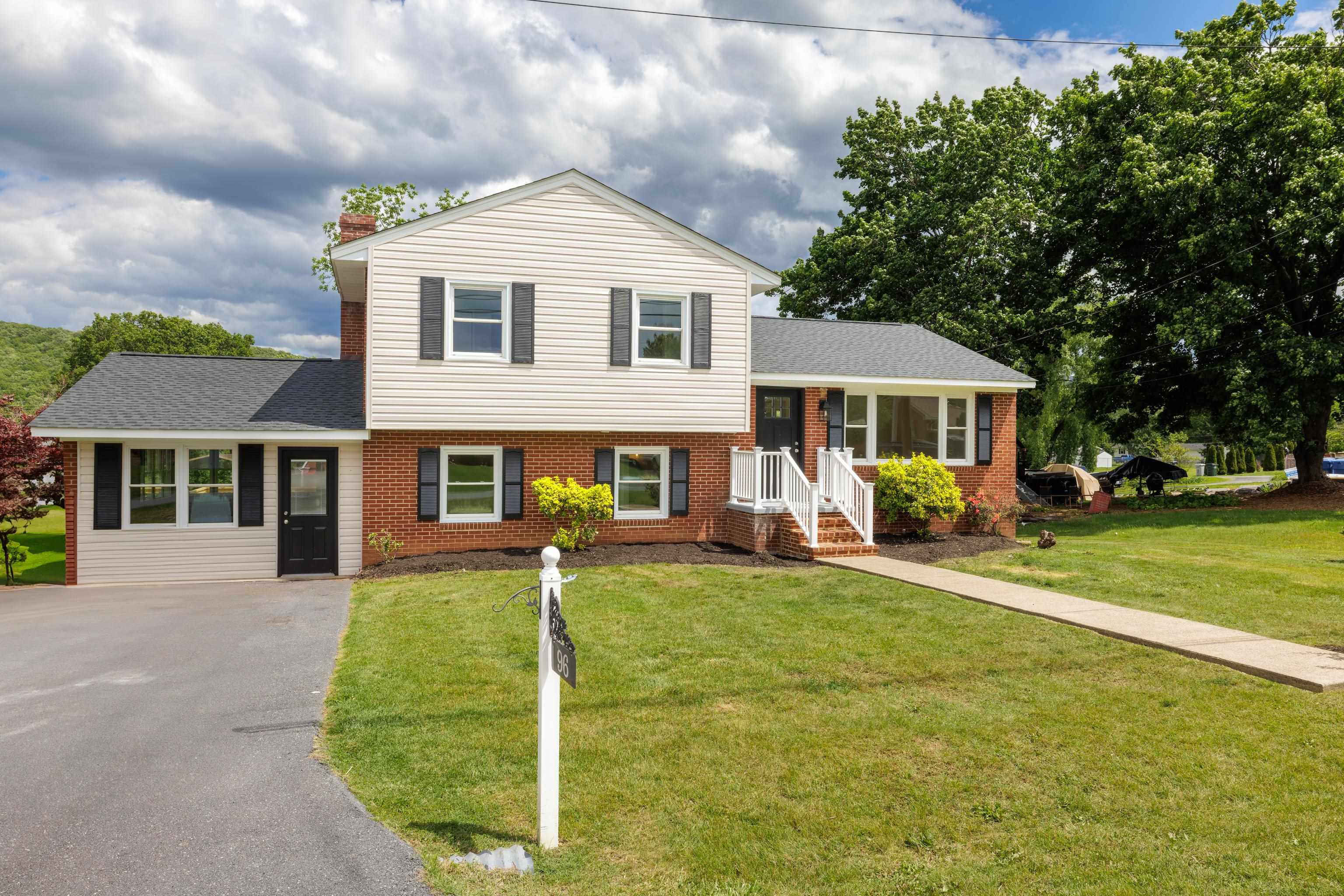 96 FEATHERSTONE DR, LYNDHURST, Virginia 22952, 3 Bedrooms Bedrooms, ,2 BathroomsBathrooms,Residential,96 FEATHERSTONE DR,665046 MLS # 665046
