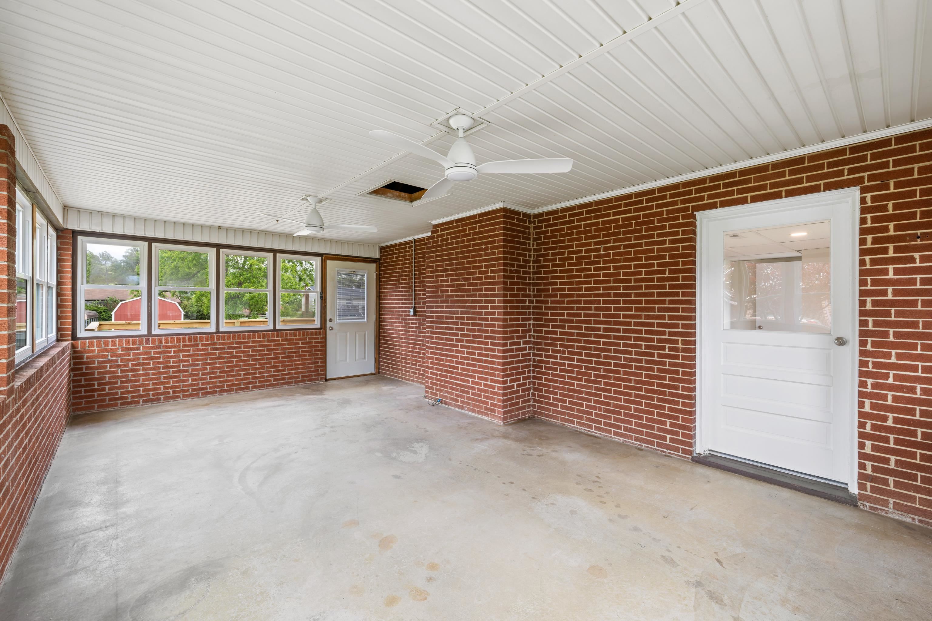 96 FEATHERSTONE DR, LYNDHURST, Virginia 22952, 3 Bedrooms Bedrooms, ,2 BathroomsBathrooms,Residential,96 FEATHERSTONE DR,665046 MLS # 665046