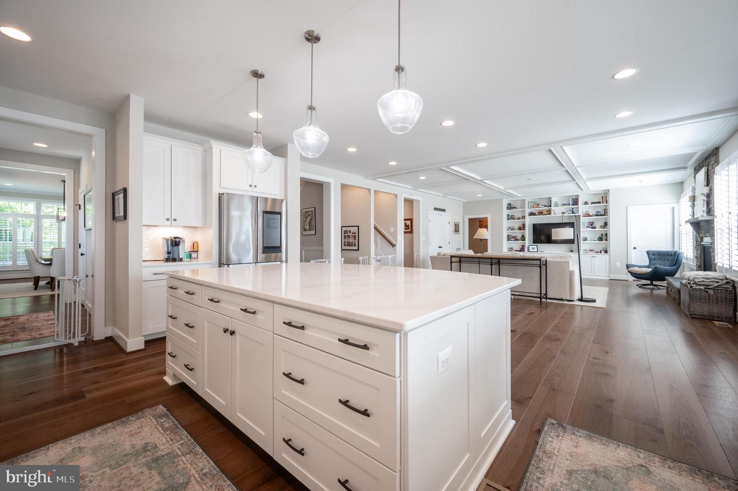 6515 BLUEBILL LN, ALEXANDRIA, Virginia 22307, 6 Bedrooms Bedrooms, ,5 BathroomsBathrooms,Residential,For sale,6515 BLUEBILL LN,VAFX2236398 MLS # VAFX2236398