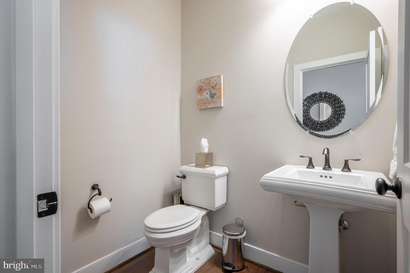 6515 BLUEBILL LN, ALEXANDRIA, Virginia 22307, 6 Bedrooms Bedrooms, ,5 BathroomsBathrooms,Residential,For sale,6515 BLUEBILL LN,VAFX2236398 MLS # VAFX2236398