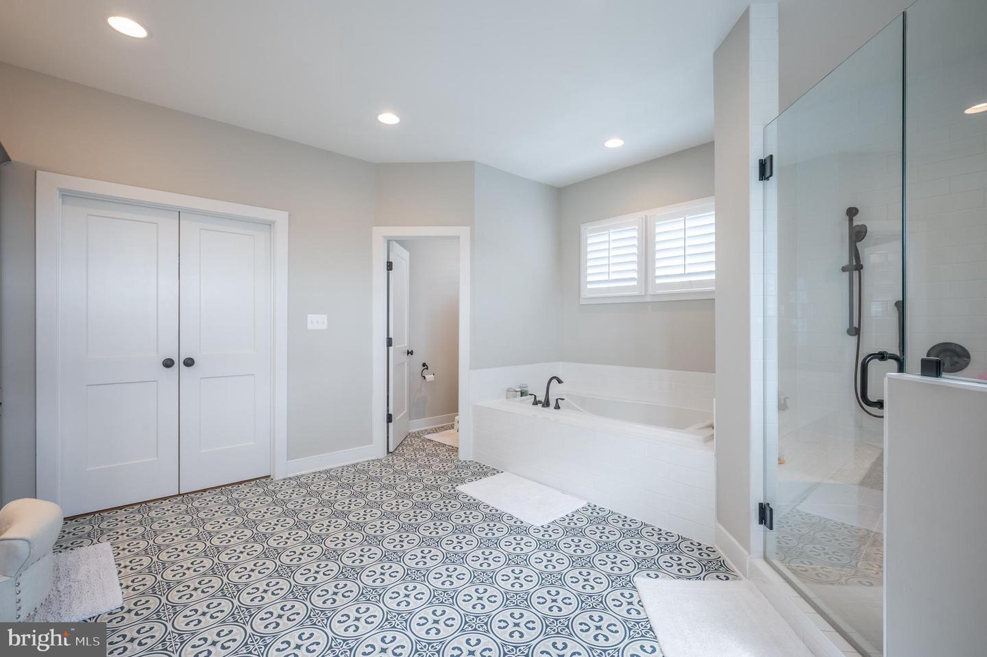 6515 BLUEBILL LN, ALEXANDRIA, Virginia 22307, 6 Bedrooms Bedrooms, ,5 BathroomsBathrooms,Residential,For sale,6515 BLUEBILL LN,VAFX2236398 MLS # VAFX2236398