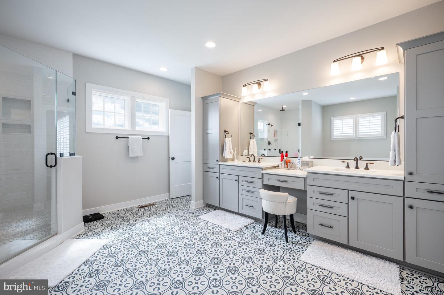6515 BLUEBILL LN, ALEXANDRIA, Virginia 22307, 6 Bedrooms Bedrooms, ,5 BathroomsBathrooms,Residential,For sale,6515 BLUEBILL LN,VAFX2236398 MLS # VAFX2236398