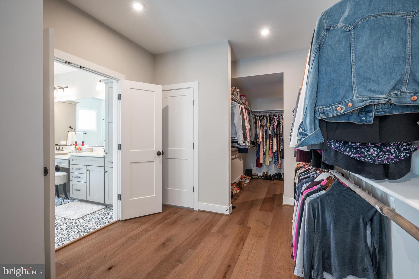 6515 BLUEBILL LN, ALEXANDRIA, Virginia 22307, 6 Bedrooms Bedrooms, ,5 BathroomsBathrooms,Residential,For sale,6515 BLUEBILL LN,VAFX2236398 MLS # VAFX2236398